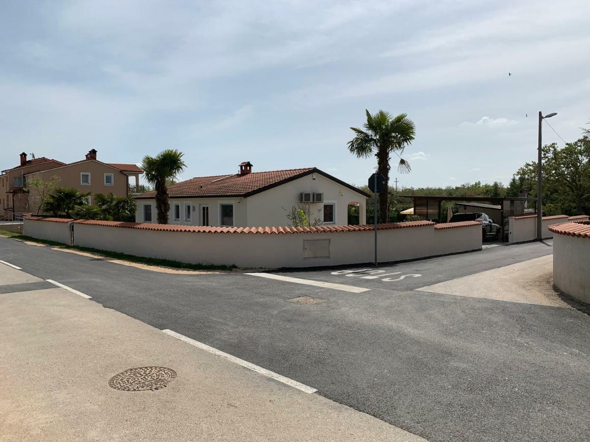 Palme Villa Poreč Exteriör bild